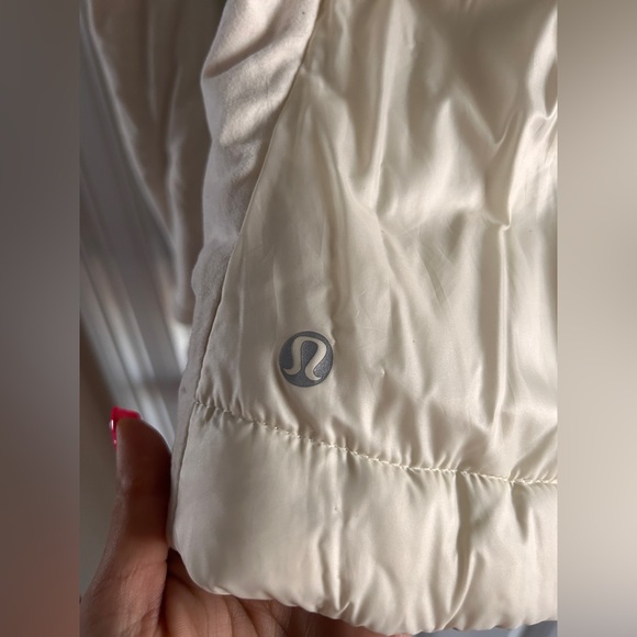 Lululemon Puffer Jacket - Picture 8 of 12